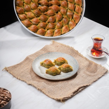 Midye Baklava
